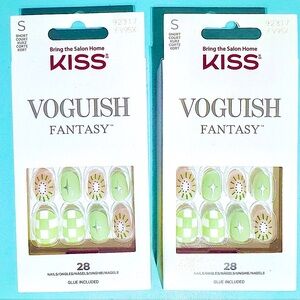 2-pack KISS Voguish Fantasy Nails, Green w Silver Star accent - Christmas Gifts!